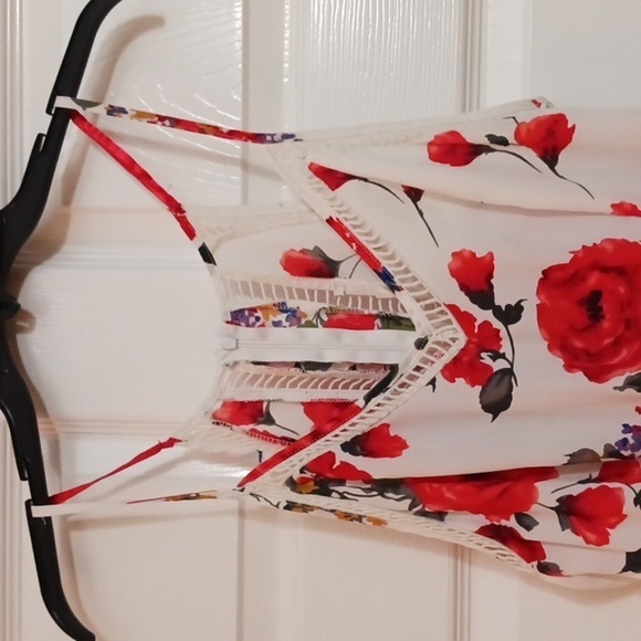 SIENNA SKY SZ. M Floral Romper LINED ZIPPER - Picture 2 of 16